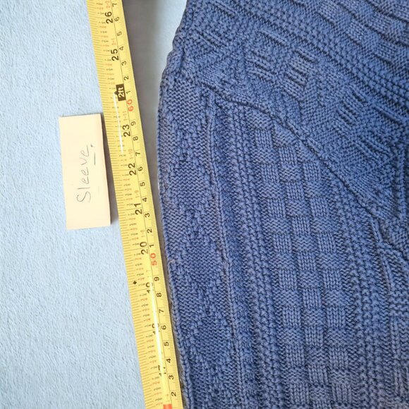 L.L.Bean Women Vintage Cardigan Size M Royal Blue Heavy Knit Nordic Button Down - Picture 14 of 16